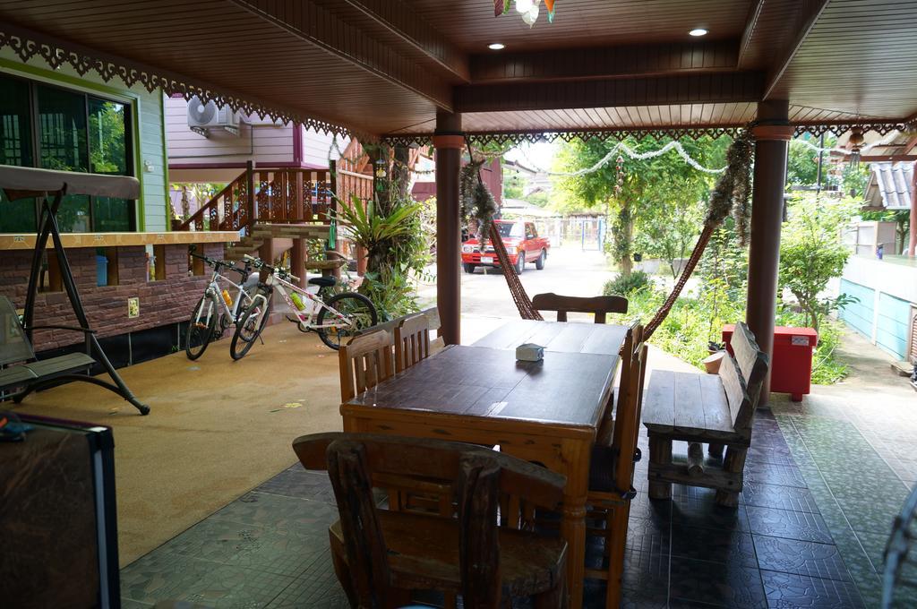 Three Moon Doi Saket Exterior foto